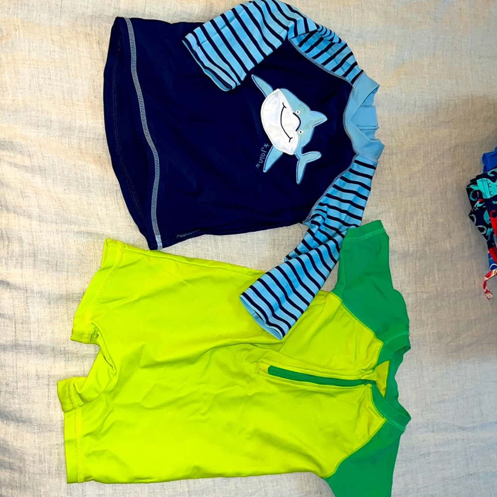 Toddler boys swim
